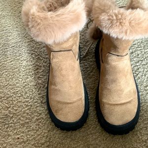 Tan Snow Boots